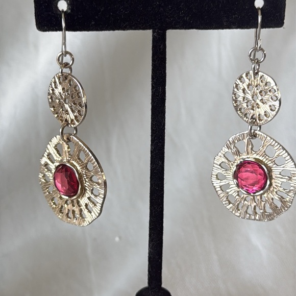 Artisan Hammered Gold-Tone & Gemstone Dangle Earrings - Boho Chic! - Picture 8 of 12